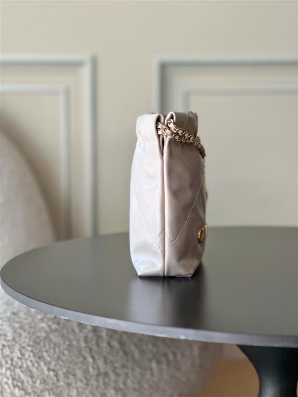 2026127215211507 600